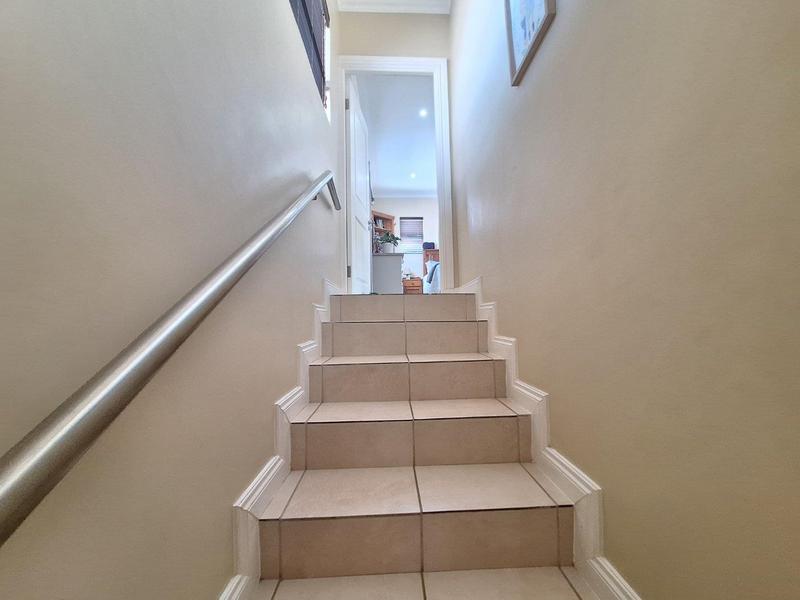 3 Bedroom Property for Sale in Fraaiuitsig Western Cape